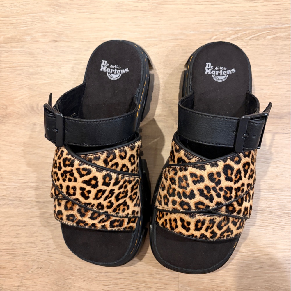 Dr. Martens Mattison Slide Black and Leopard